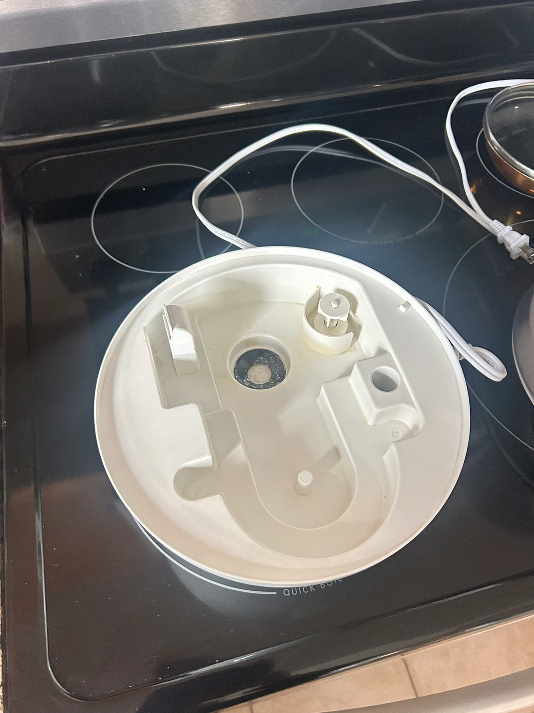 White Cool Mist Humidifier - photo 2