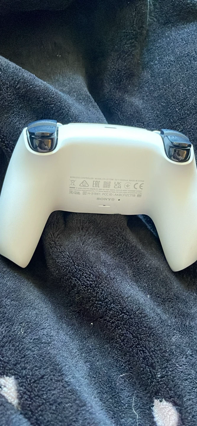 Sony PlayStation 5 DualSense Wireless Controller - photo 2