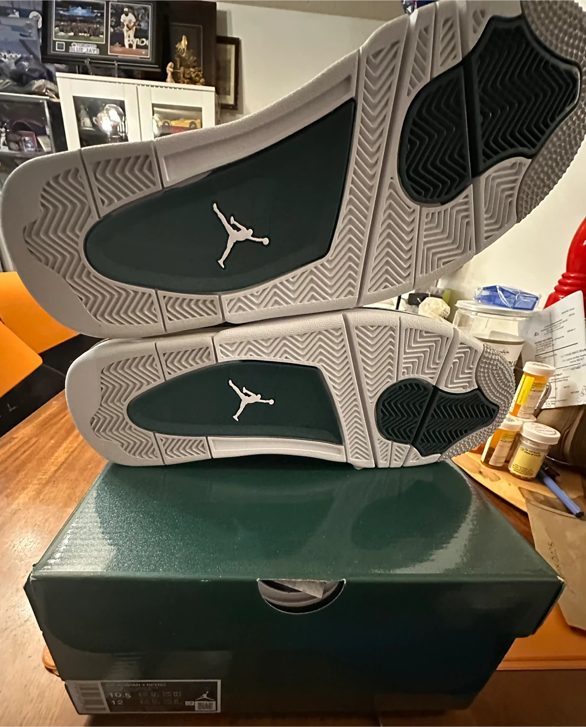 Air Jordan 4 Retro size 10.5 US  "Oxidized Green" Men's Shoes - photo 5