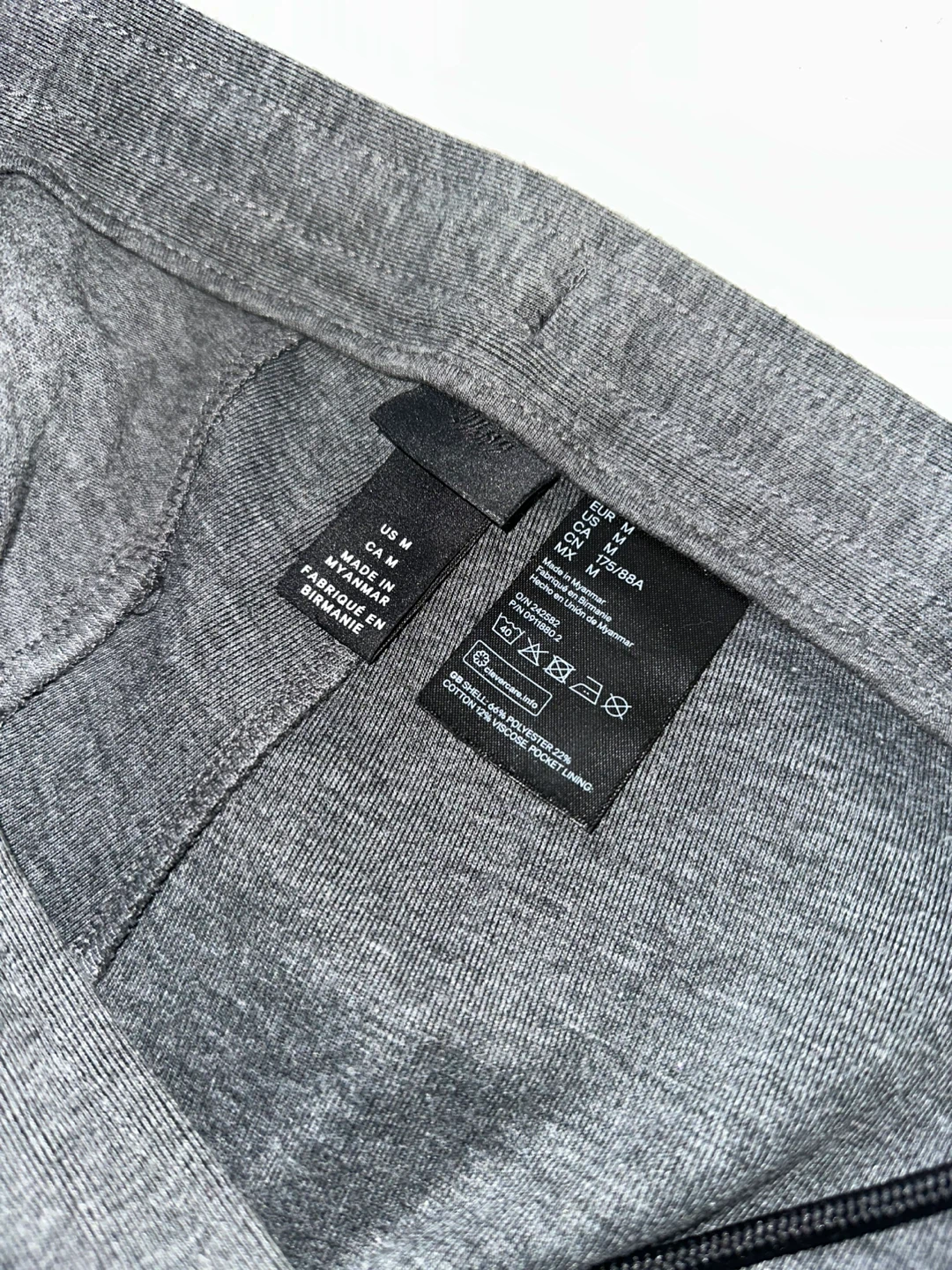 Men's Grey Track Pants Size Medium - photo 4