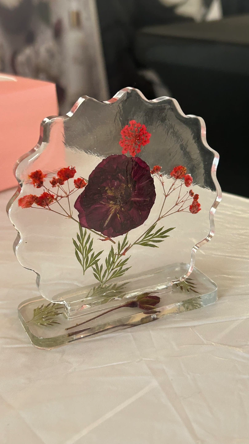 Resin floral display stand
