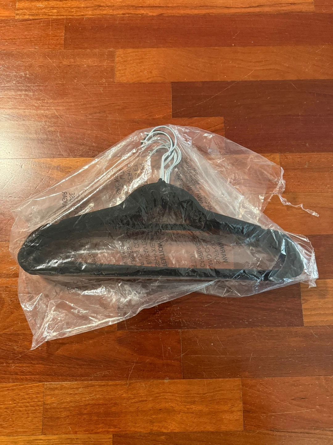 Black Velvet Hangers (Set) - photo 2