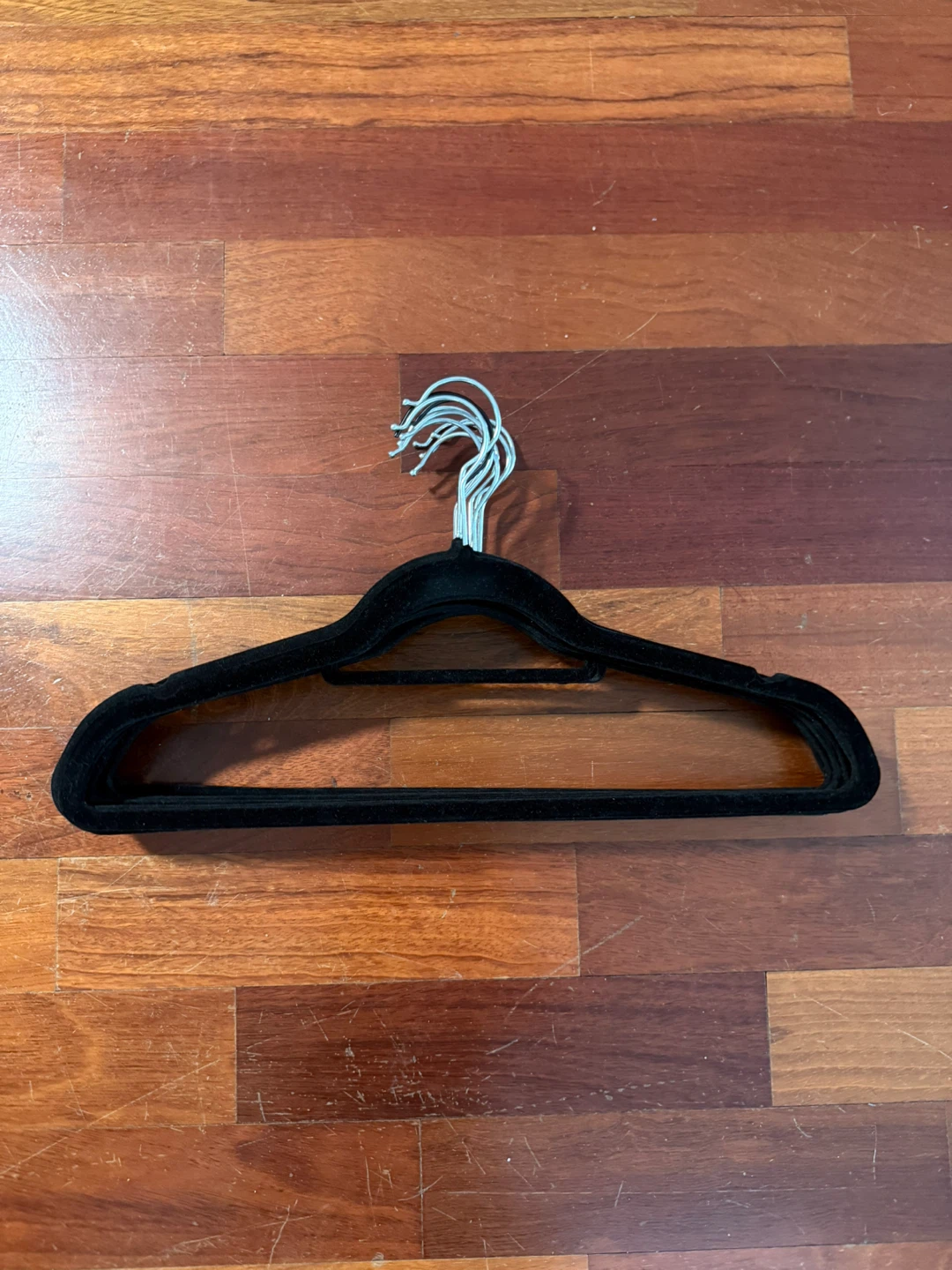 Black Velvet Hangers (Set)