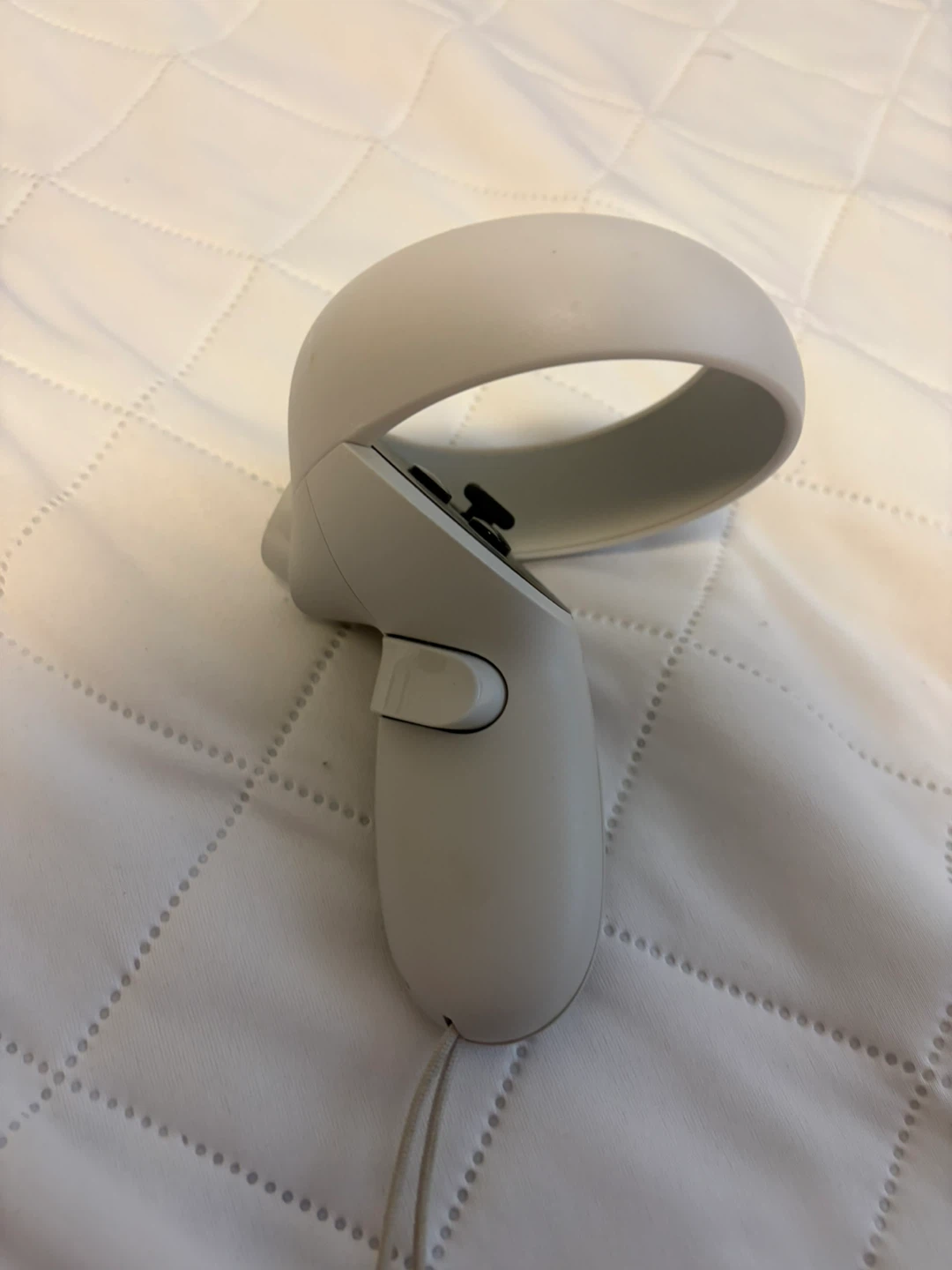 Meta Quest 2 VR Headset with Controllers - photo 2