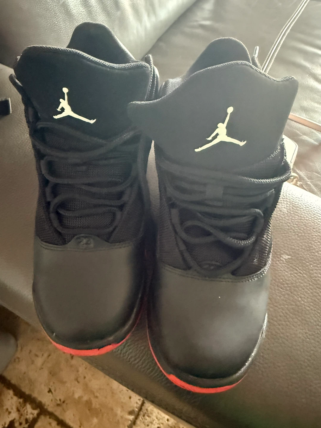 Jordan Air 1 Mid (GS) Black Red Basketball Shoes