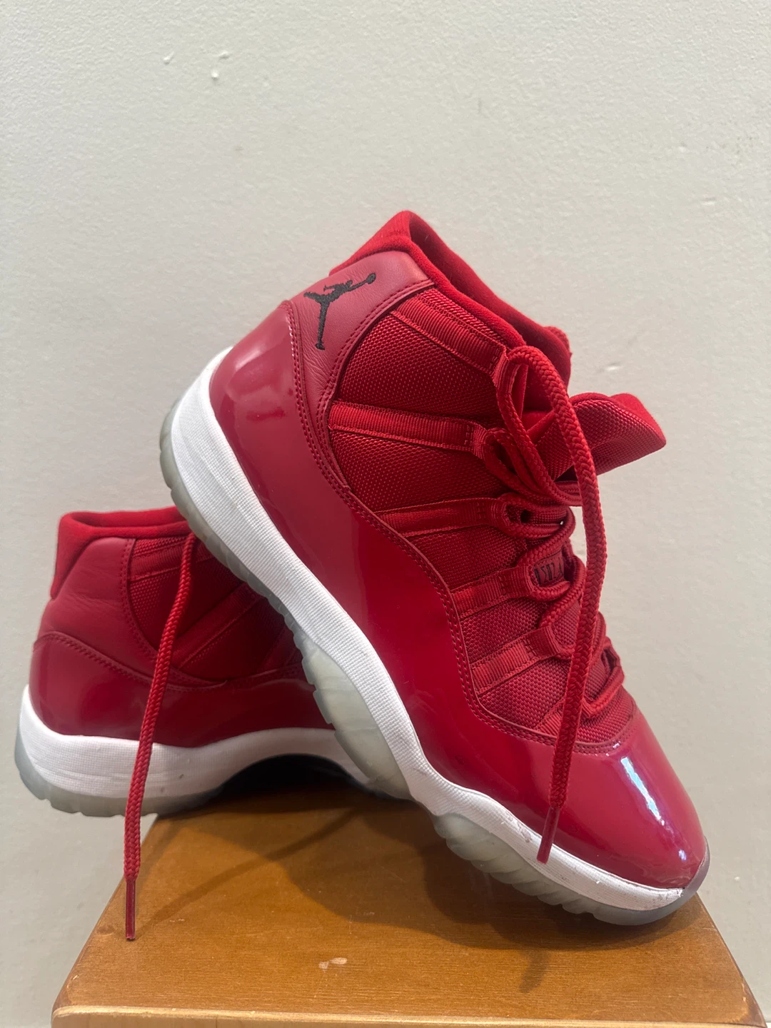 Air Jordan 11 Retro Red Mens Basketball Shoes Size 11.5 - photo 3
