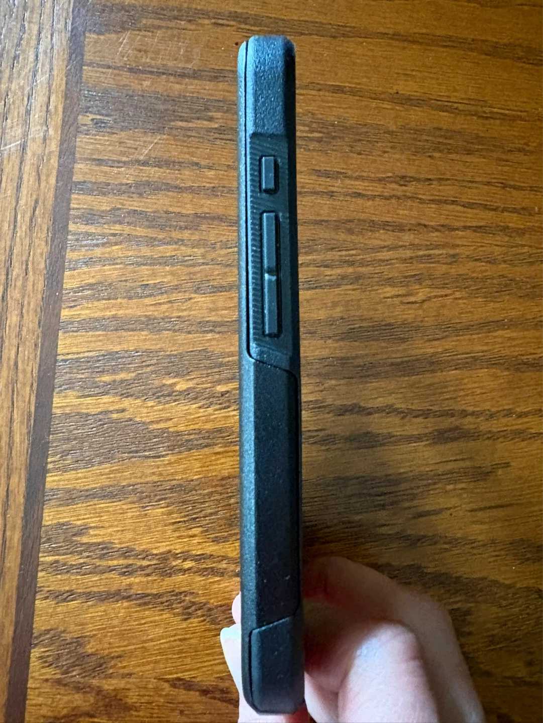 OtterBox Commuter DROP+ Black iPhone 16 Case - photo 3