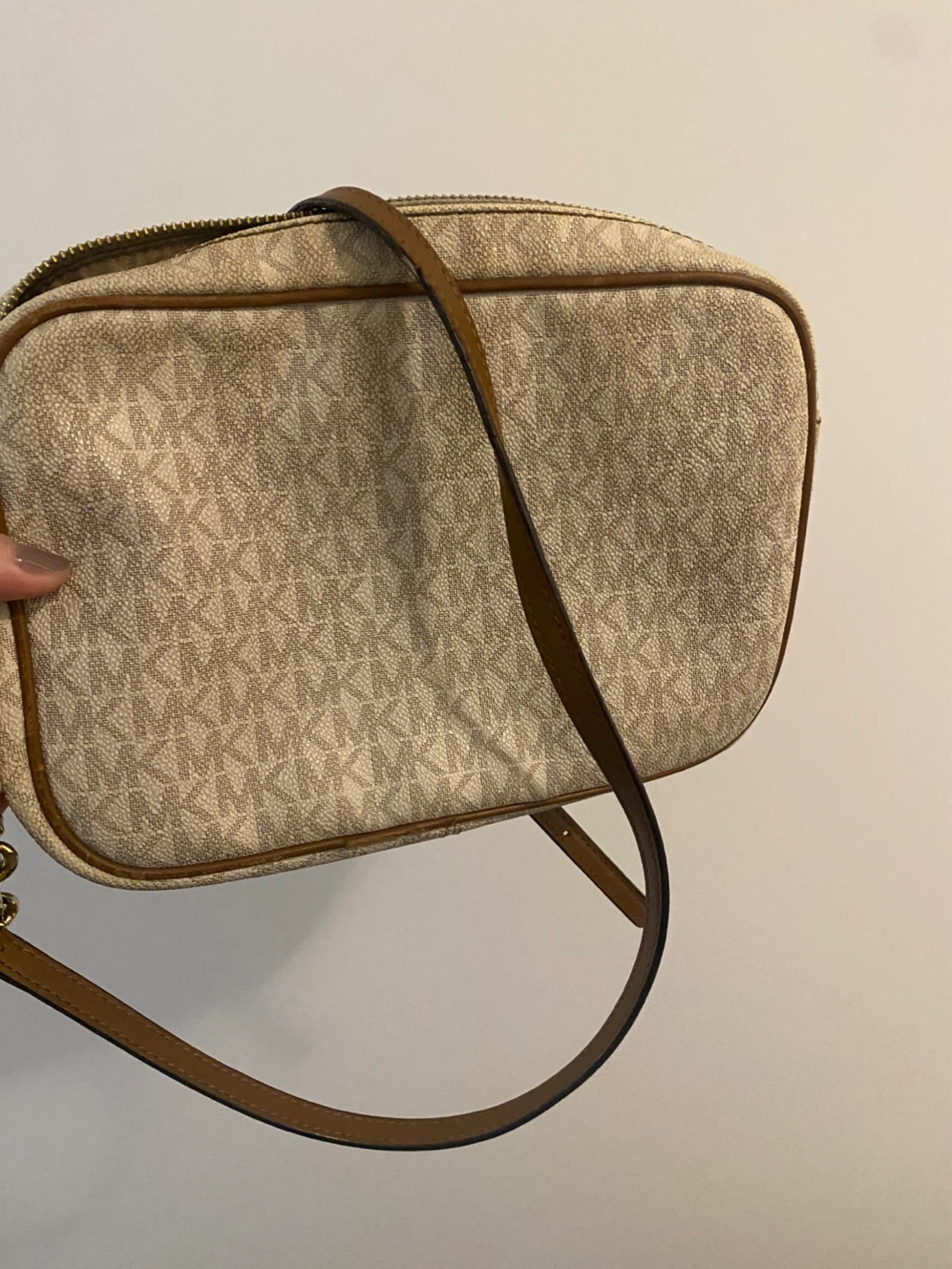 Michael Kors Monogram  / crossbody Camera Bag