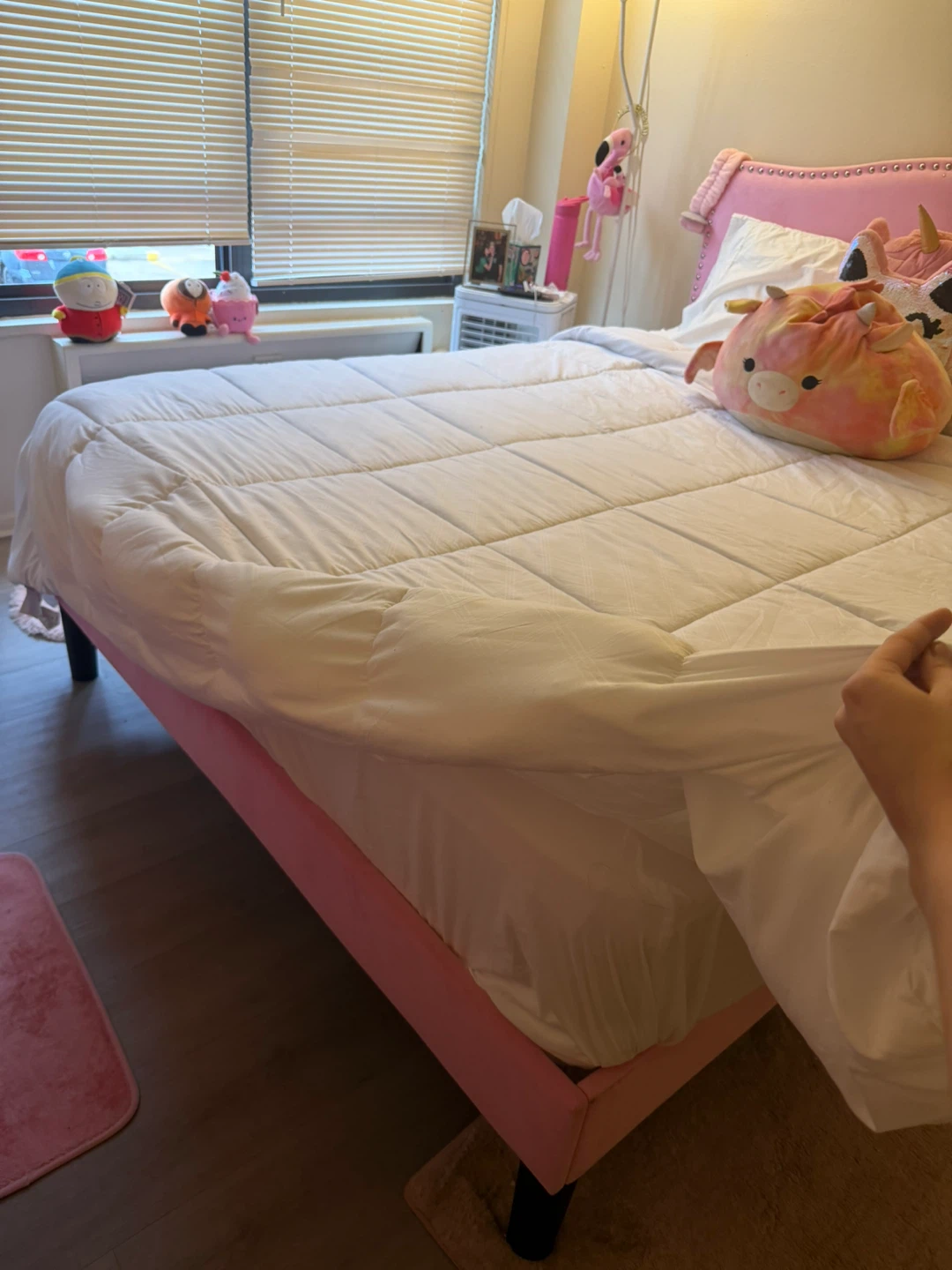 Pink bed frame queen size - photo 3