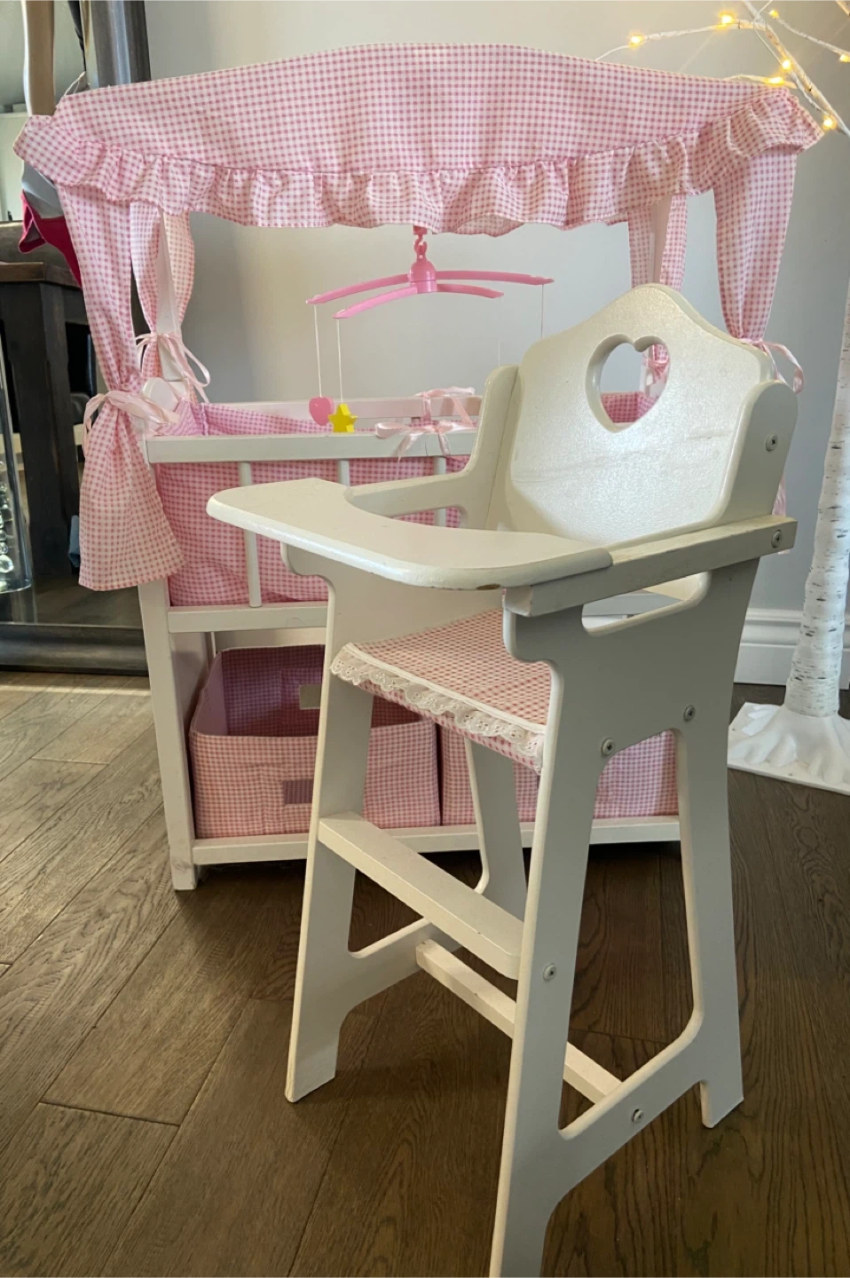GUC Pink Gingham Wooden Doll Crib with Matching High Chair - photo 2