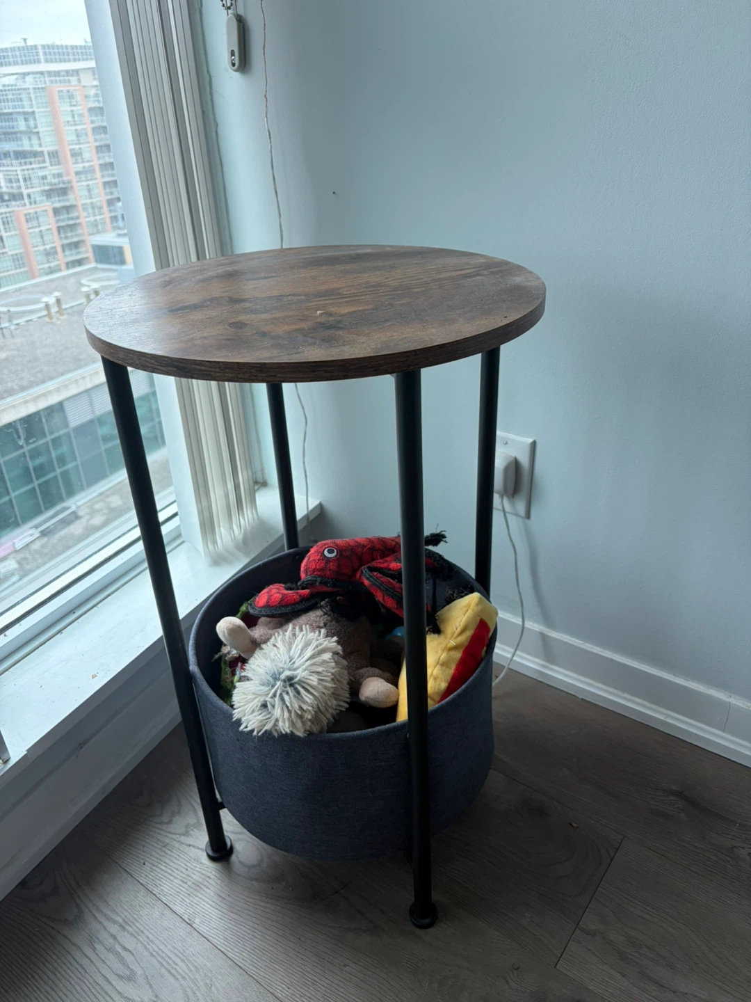 Round Wood Side Table with Storage Basket