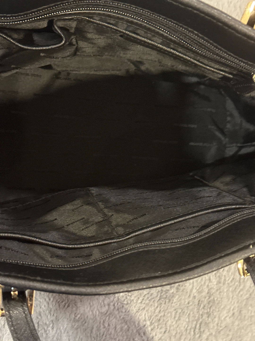 Michael Kors Black Tote Bag - photo 5