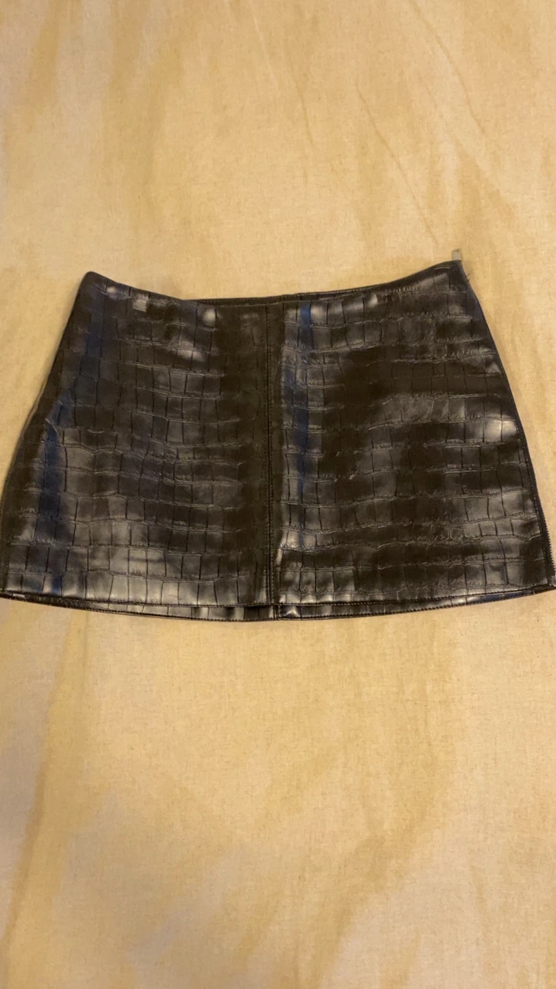 Divided Black Croc Embossed Mini Skirt Size 6