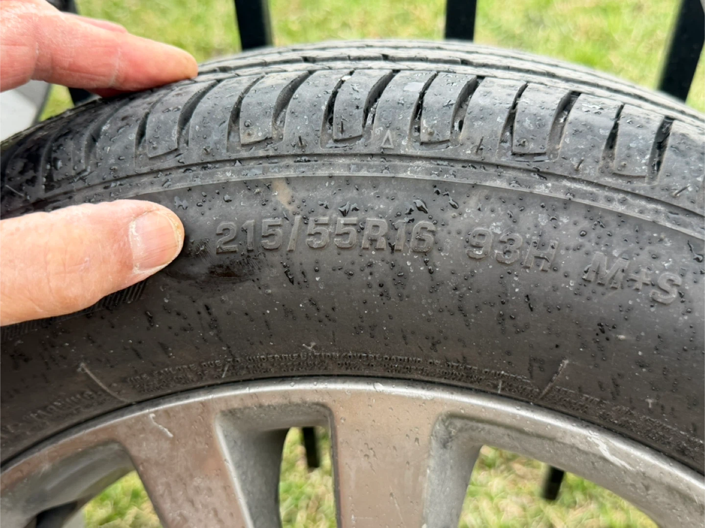 PRICE DOWN:2024 Honda Civic LX Firestone Tires, Hubcaps and Mats - photo 3