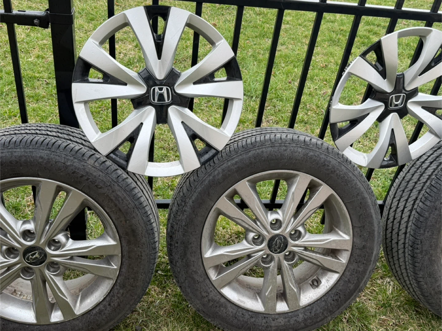 PRICE DOWN:2024 Honda Civic LX Firestone Tires, Hubcaps and Mats - photo 2