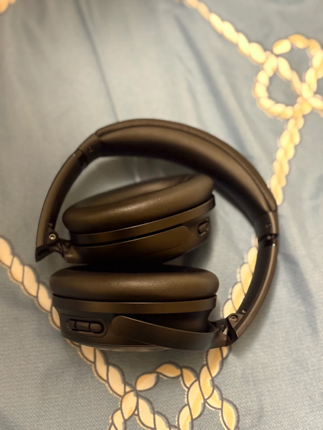 Bose QuietComfort 45 Headphones - photo 3