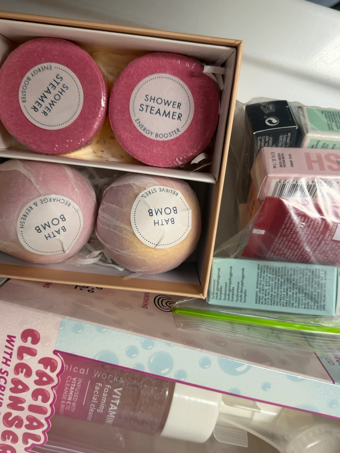 Bath Bombs and Shower Steamers Set with Facial Cleanser - photo 2