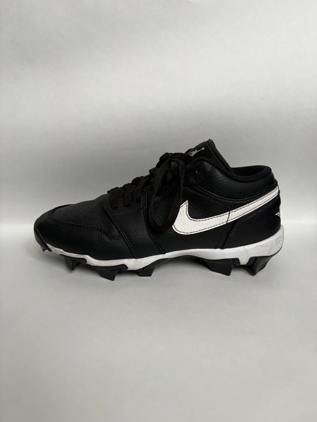 Jordan one football cleats 5Y - photo 4