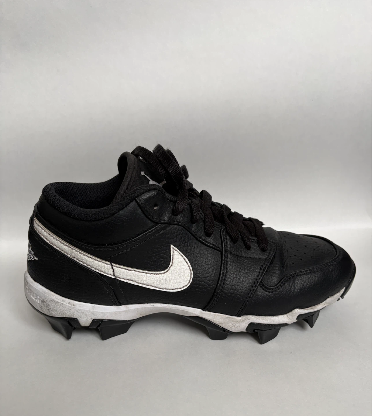 Jordan one football cleats 5Y - photo 5