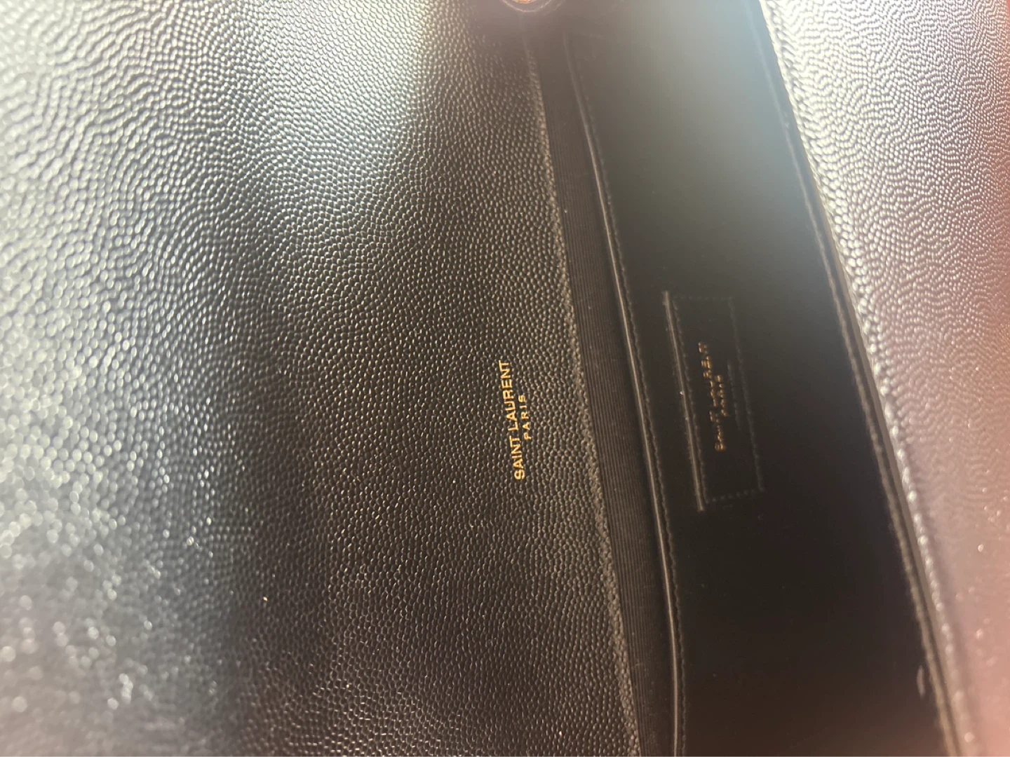 AUTHENTIC Saint Laurent Monogram Handbag Leather - photo 2