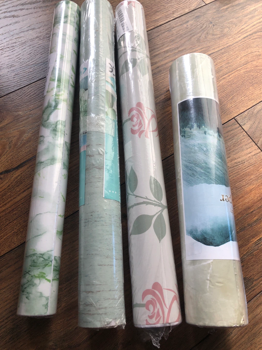 Rolls of Wallpaper - photo 2