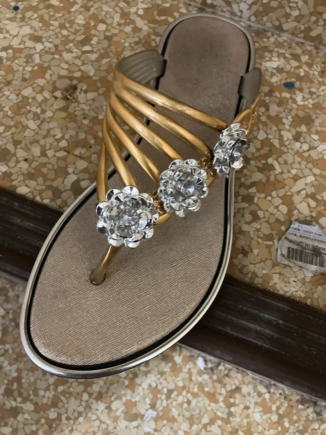 Gold and Rhinestone Thong Sandals Size 40 - photo 2