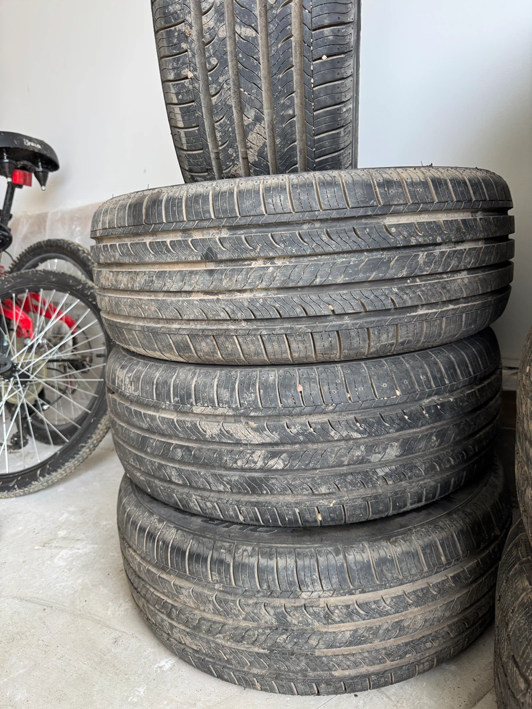 205/55/r16 paragon (dot 4924) set of 4 all season tires. - photo 3