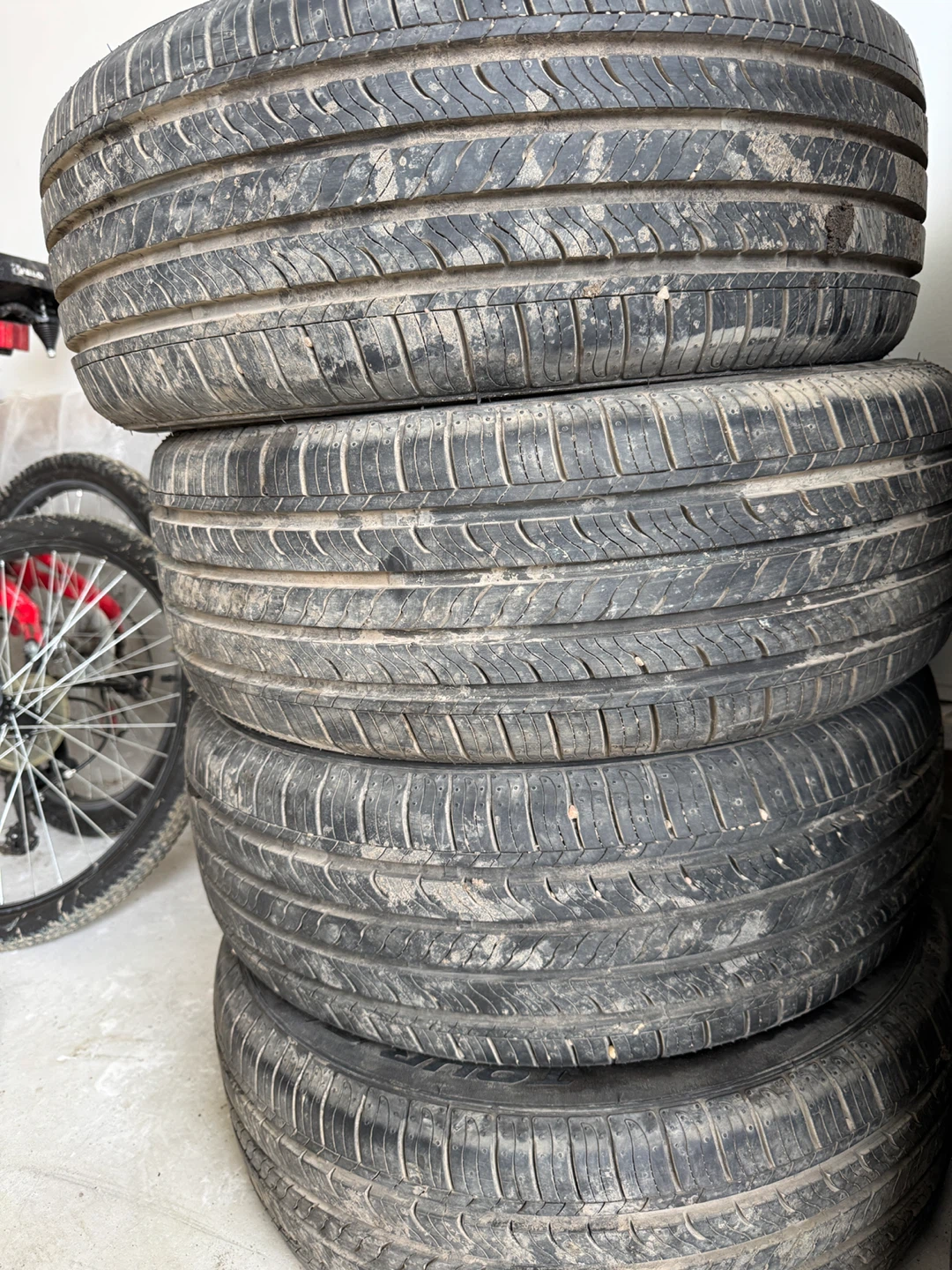 205/55/r16 paragon (dot 4924) set of 4 all season tires.