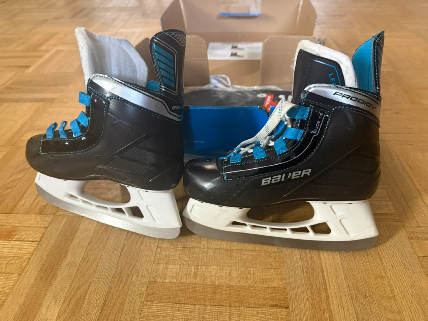 Bauer Prodigy Youth Ice Skates JR 1-2