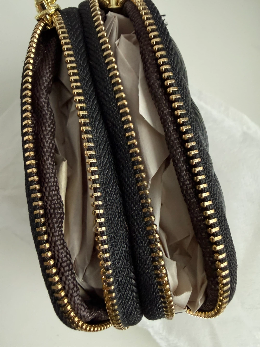 Brand new Black Quilted Double Zipper Pouch with Heart Charms - photo 3