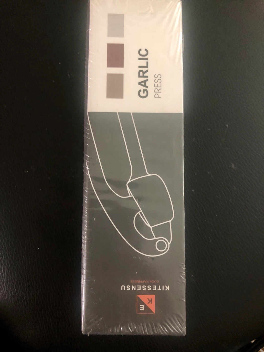 2 NEW Garlic press for $6