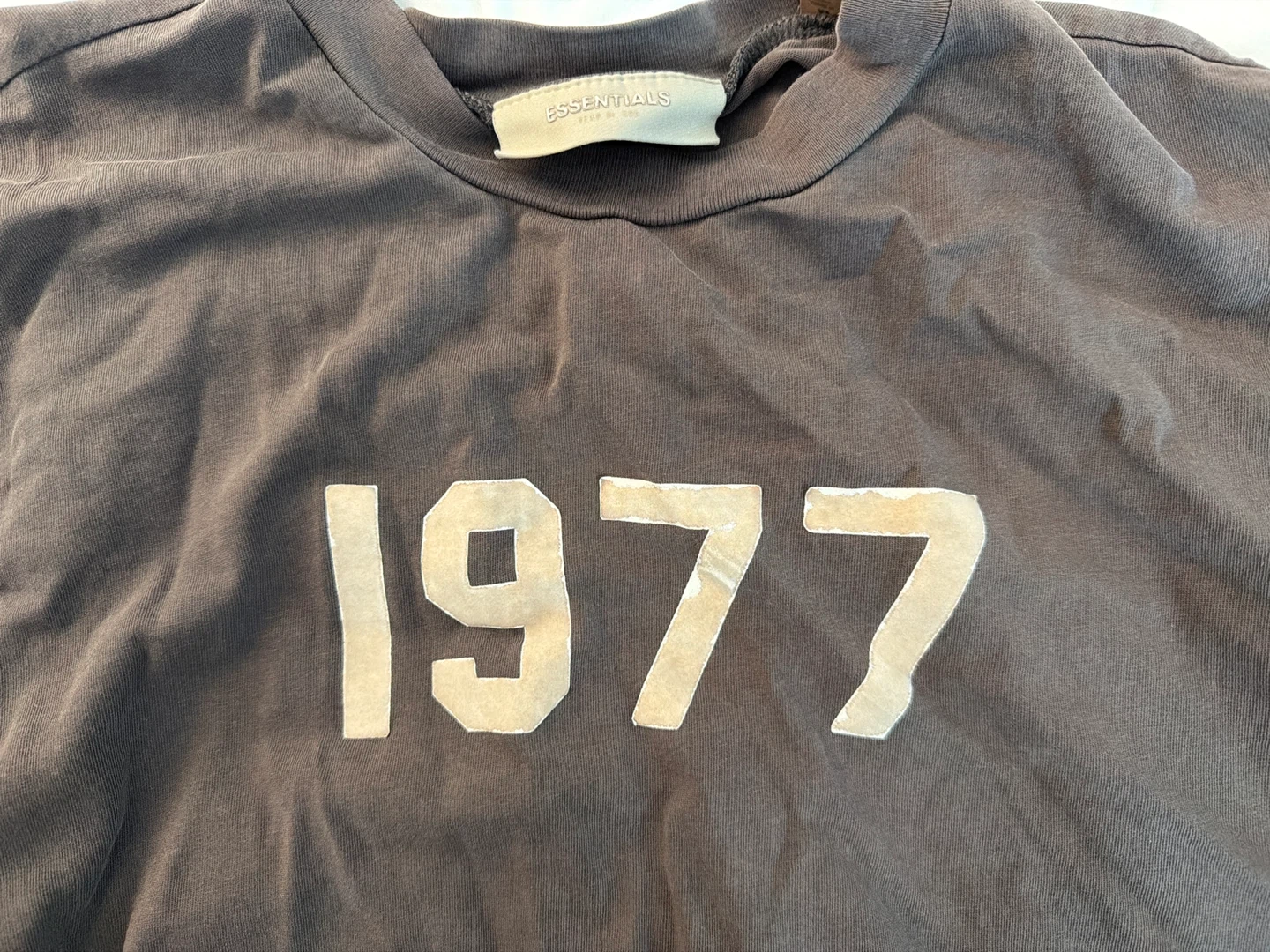 Fear of God Essentials "1977" T-Shirt - Brown - photo 2