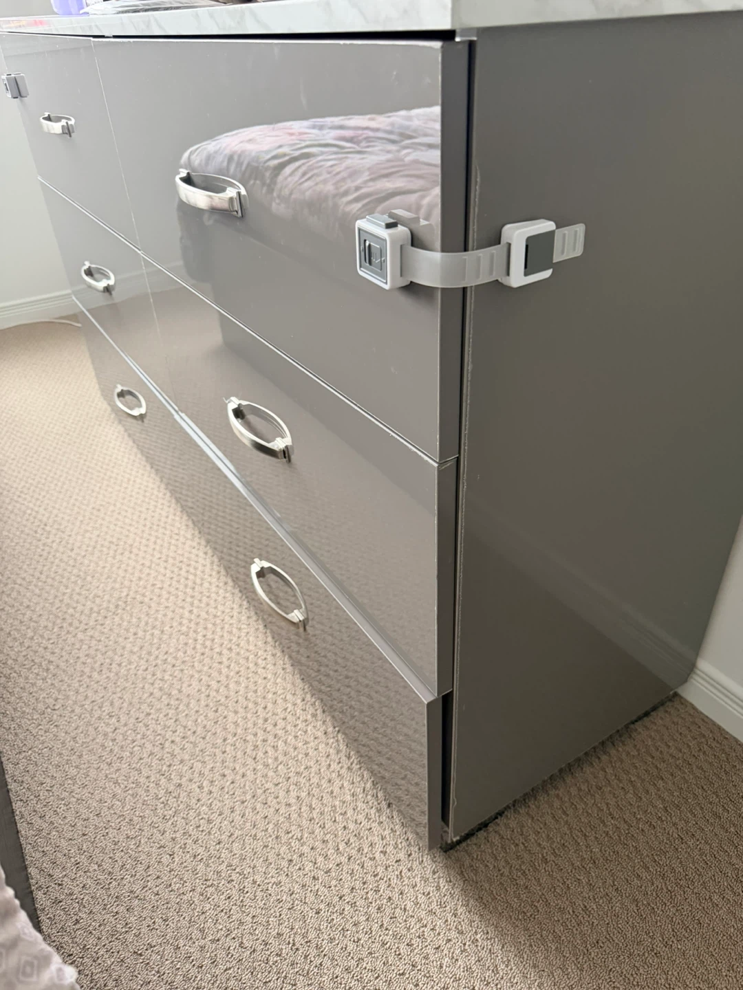 Grey 6-Drawer Dresser - photo 2