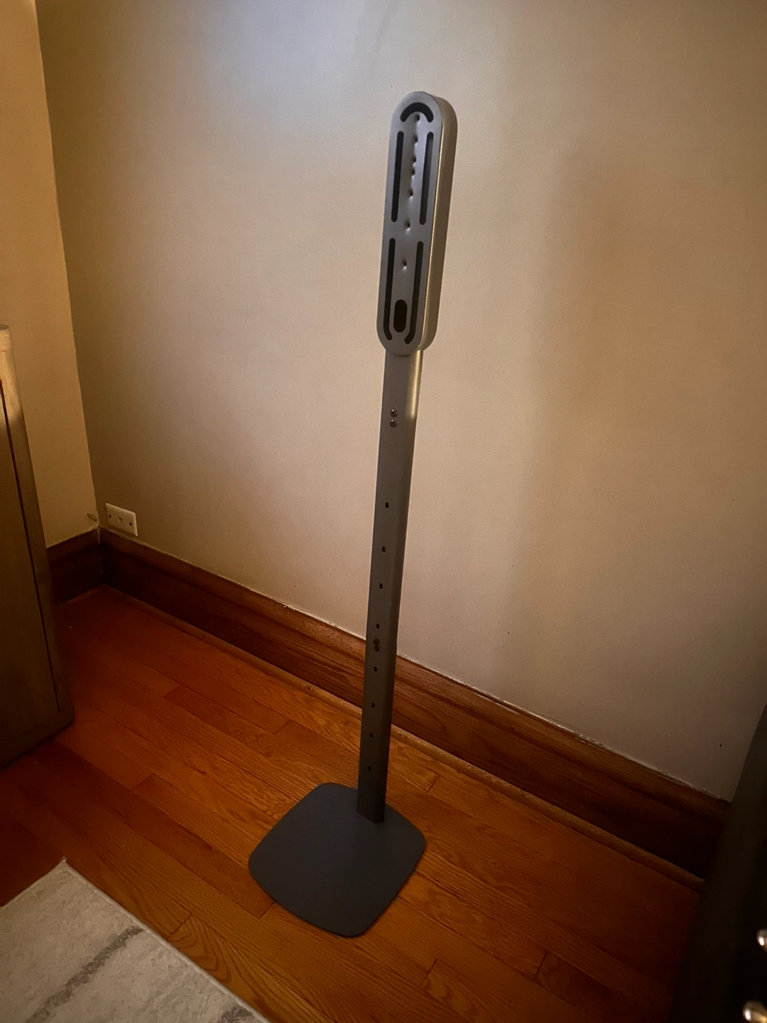 Dyson Vacuum Stand Mount Holder