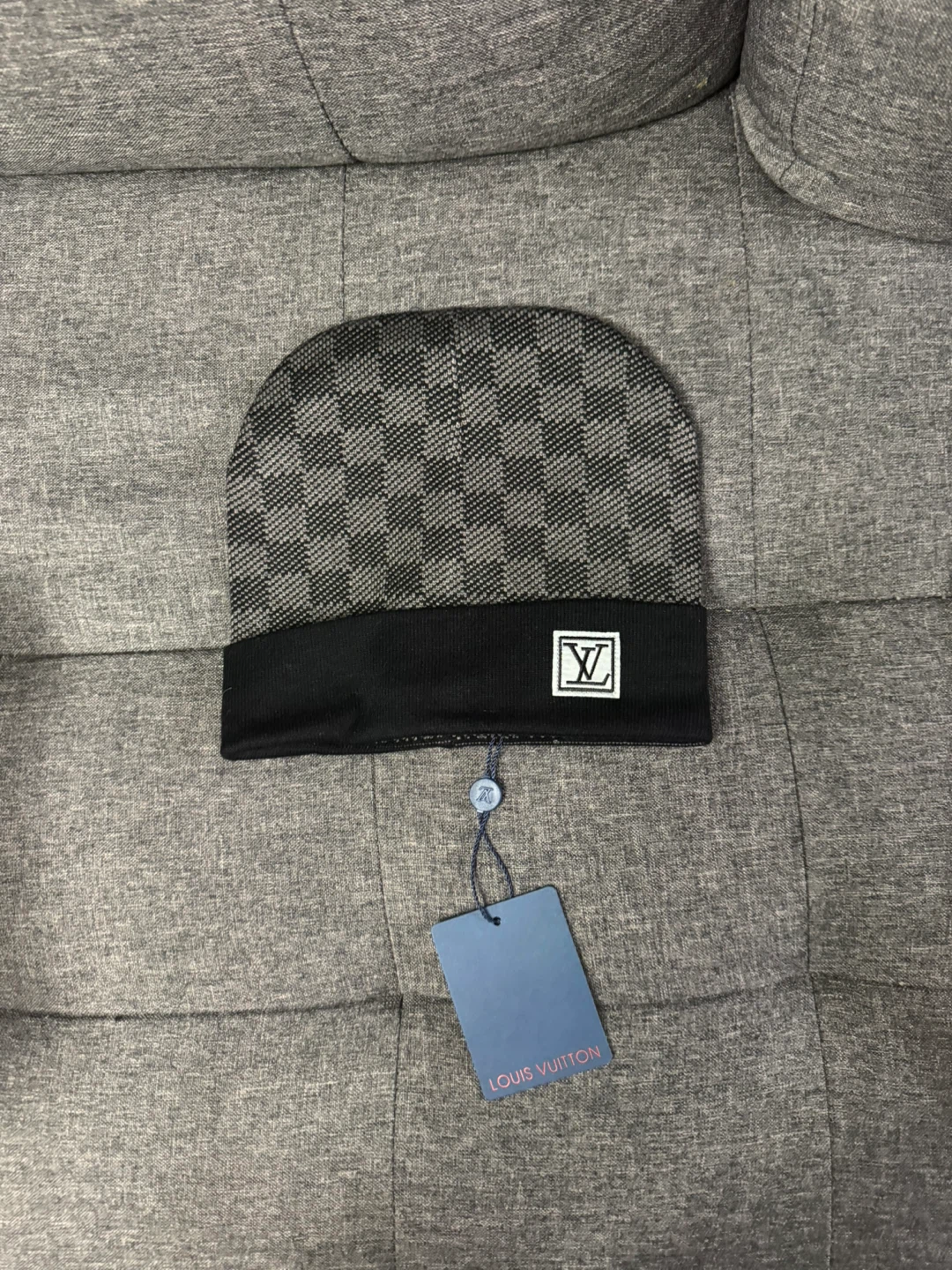 Essentials, Louis Vuitton, denim tears. - photo 2