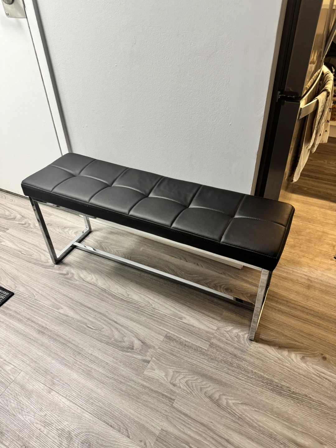 Bench - photo 3