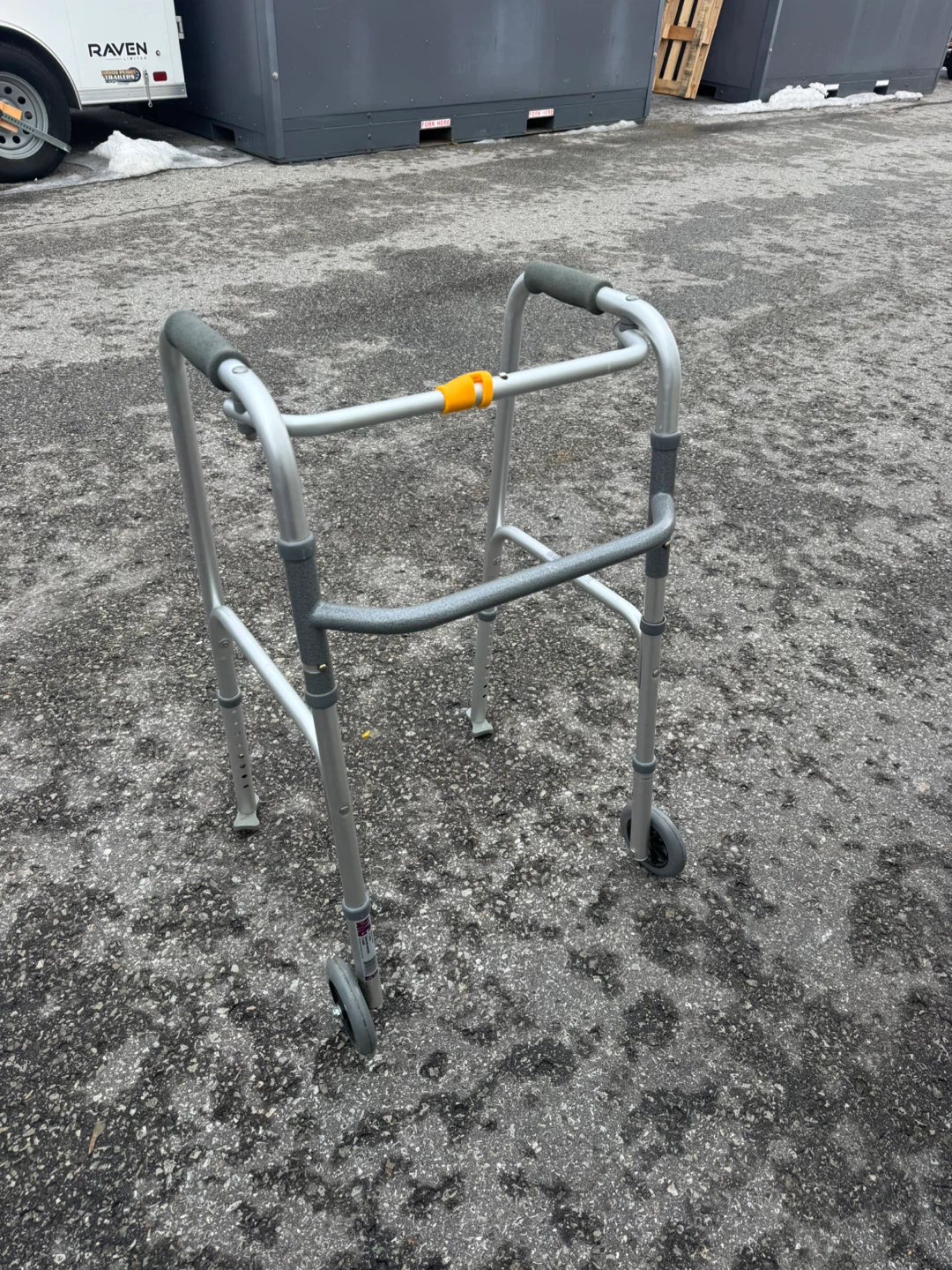 AIRGO ALUMINUM WALKER