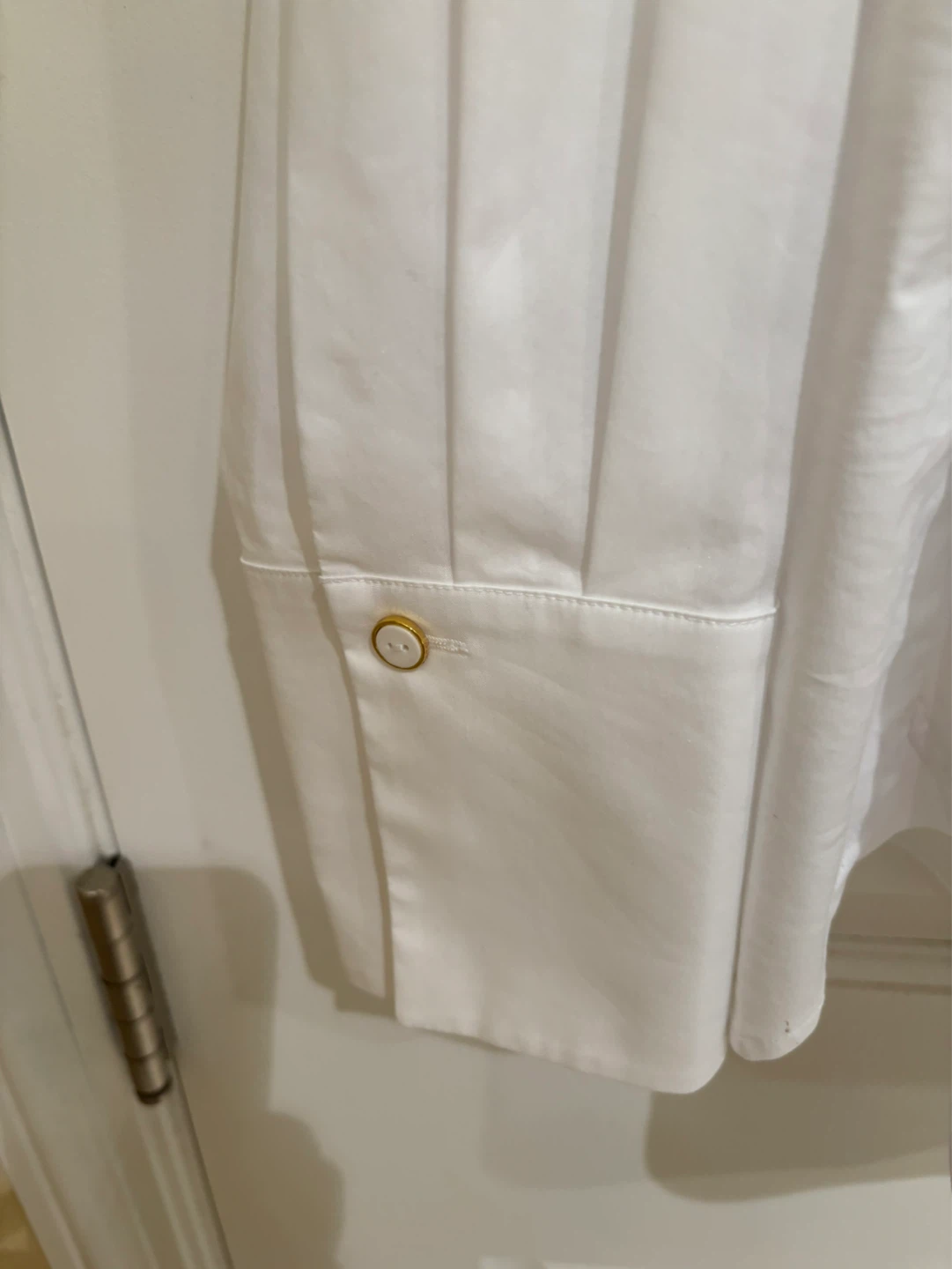 Laura White Button-Up blouse women’s size 10 - photo 3