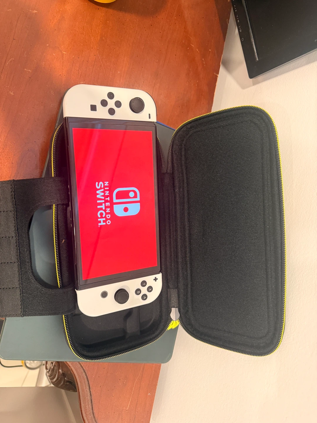 Nintendo Switch Console with Donkey Kong Case - photo 4