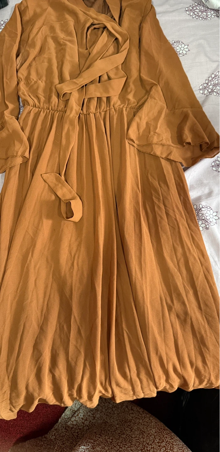 Women's Flowy Long Sleeve Midi Dress