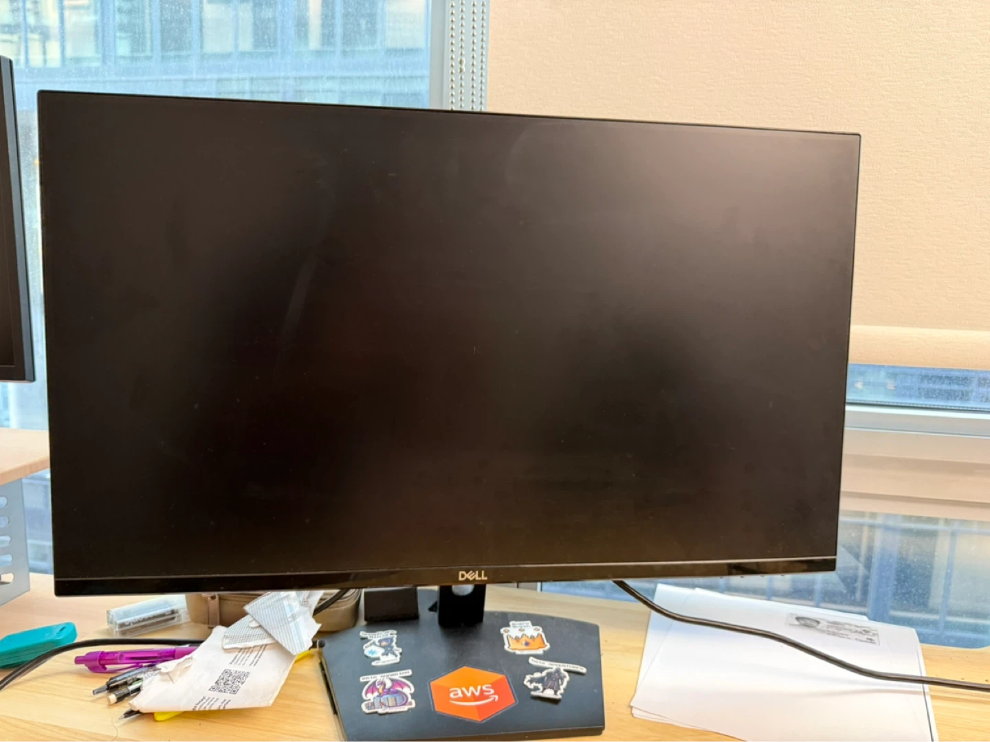 Dell Monitor SE2719H 27”