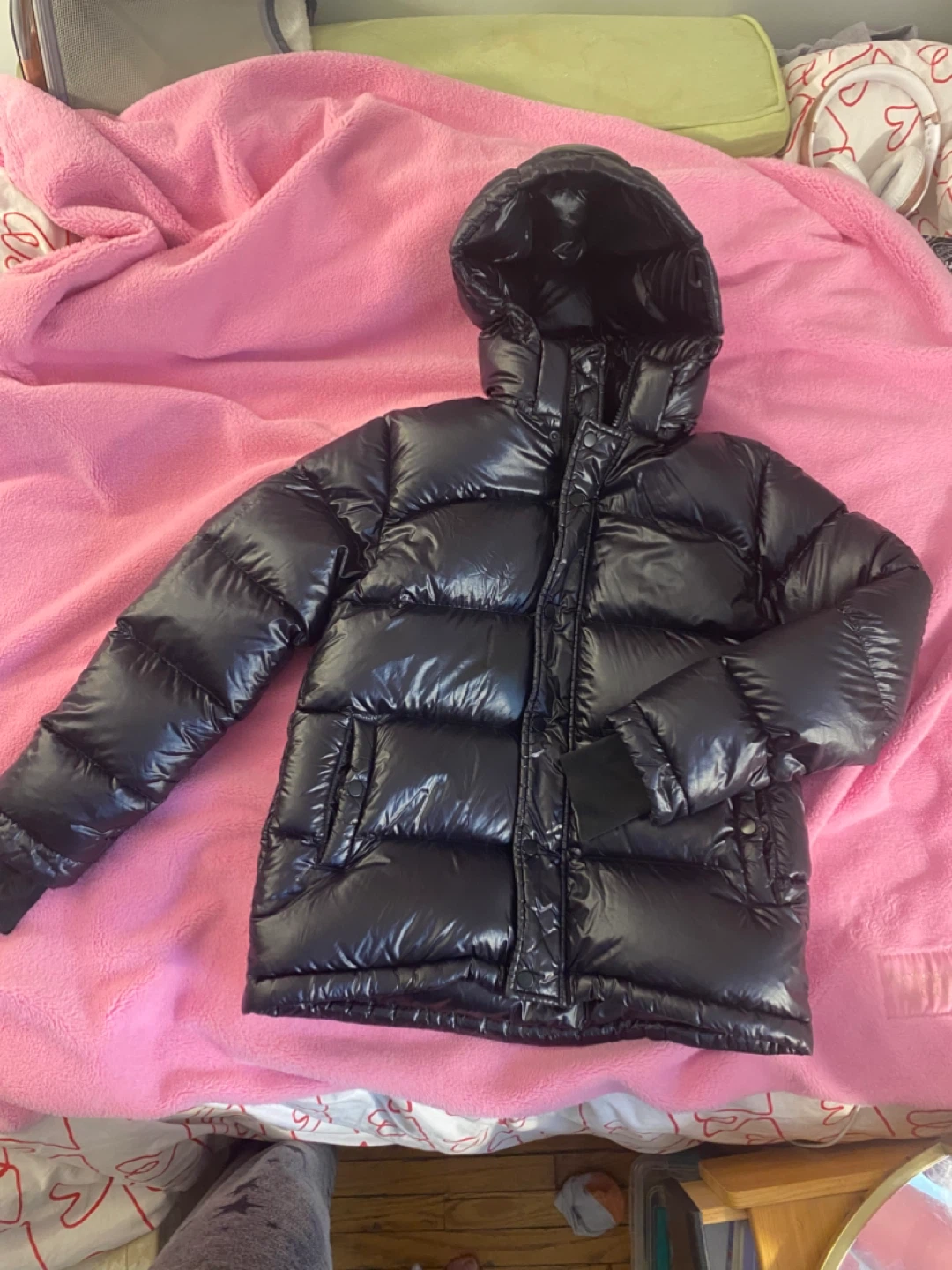 Tna The Super Puff Black Puffer Jacket size small
