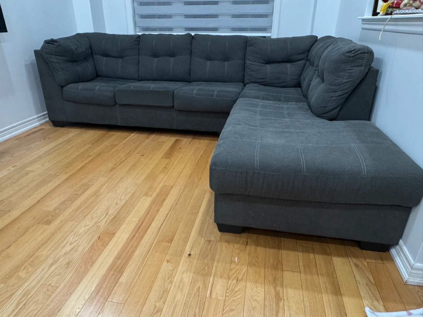 Dark Grey Sectional Couch with Chaise
