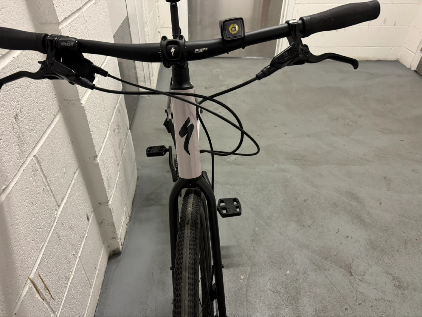Specialized Sirrus X 3.0 Hybrid Bike - photo 3