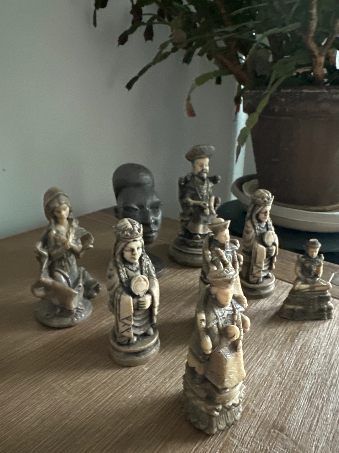 Decorative Figurine Set - photo 3