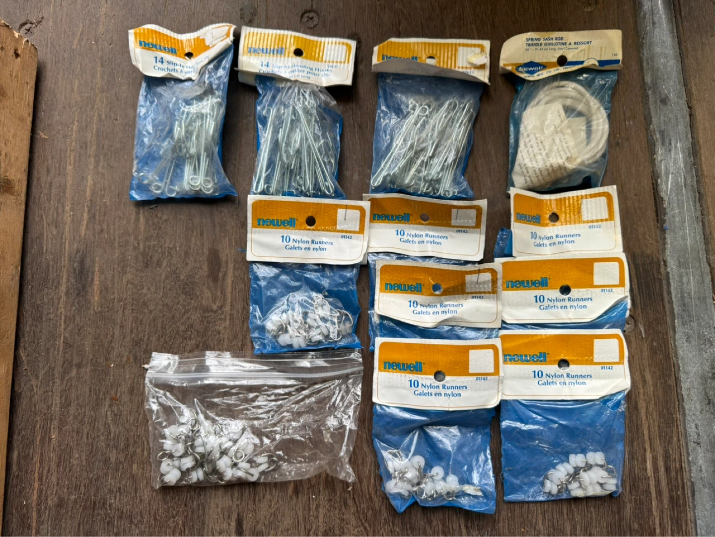 Newell Curtain Hardware Lot - Hooks, Rods & Runners - photo 4