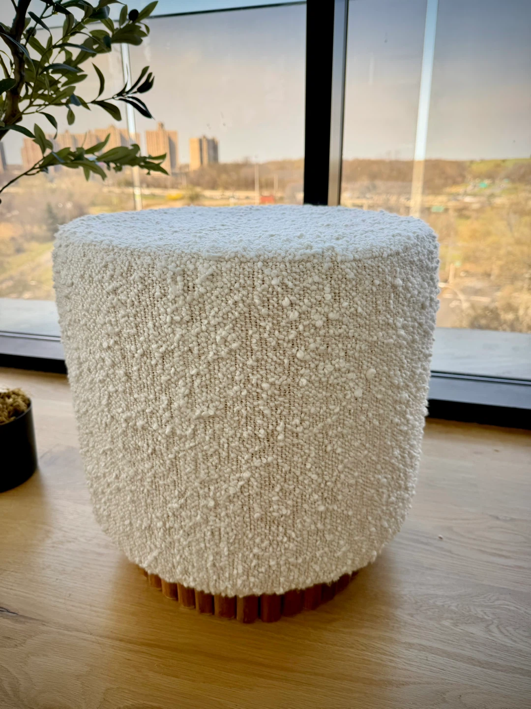 Bouclé Ottoman Stool - photo 3