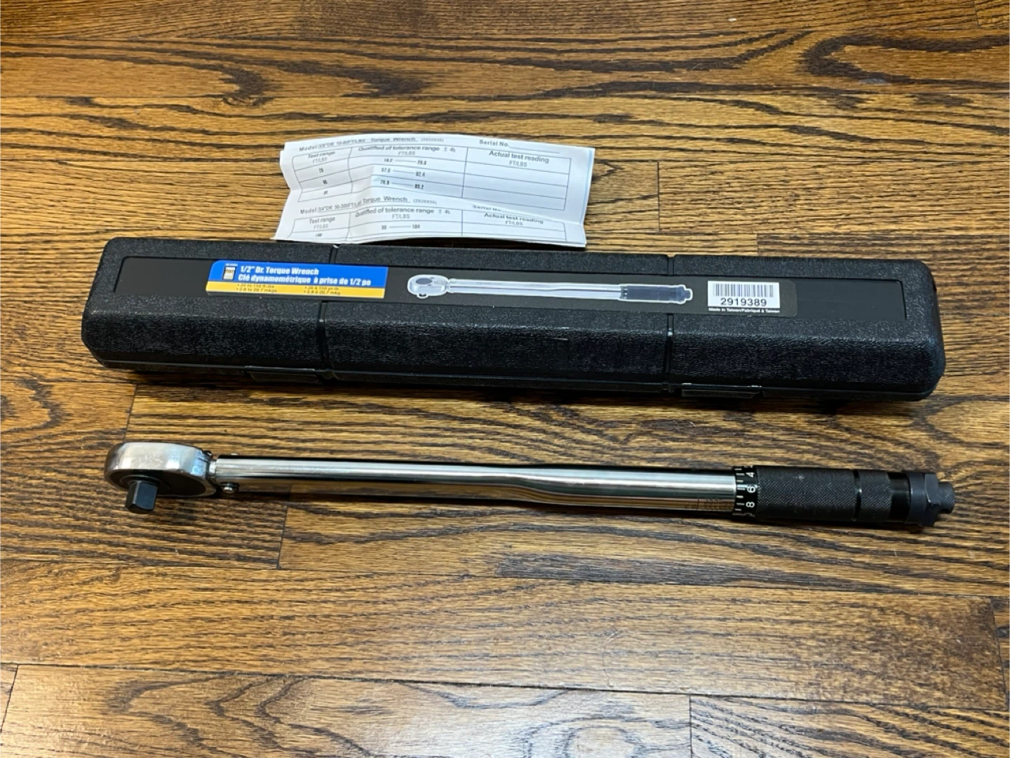 NEW - 1/2" Drive Torque Wrench with Case