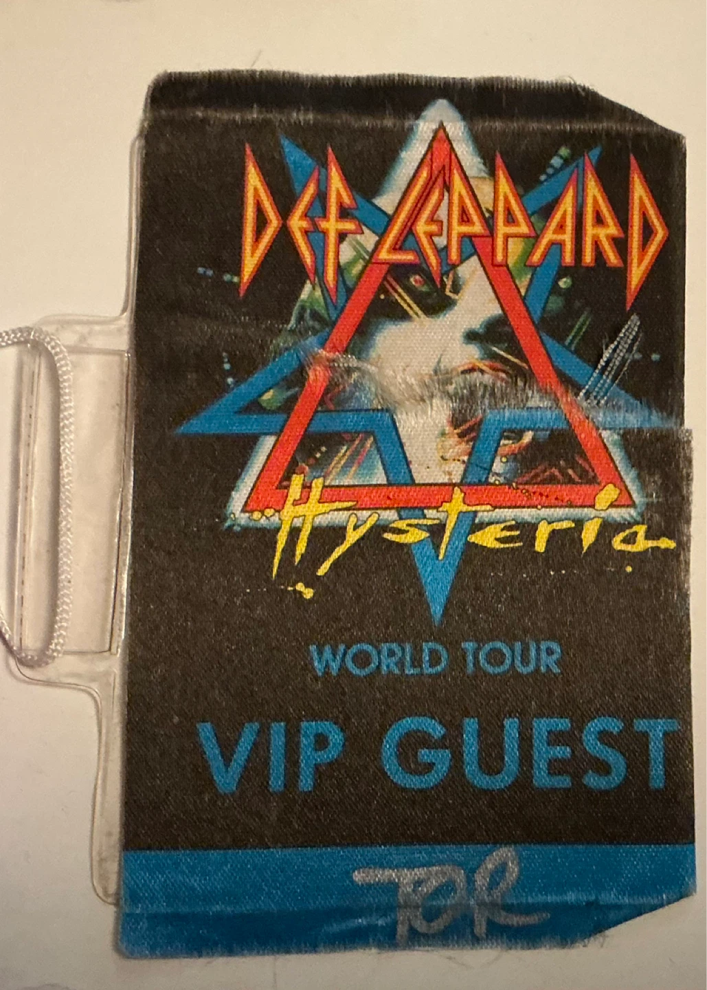 Backstage Guest Passes & Laminates - photo 5