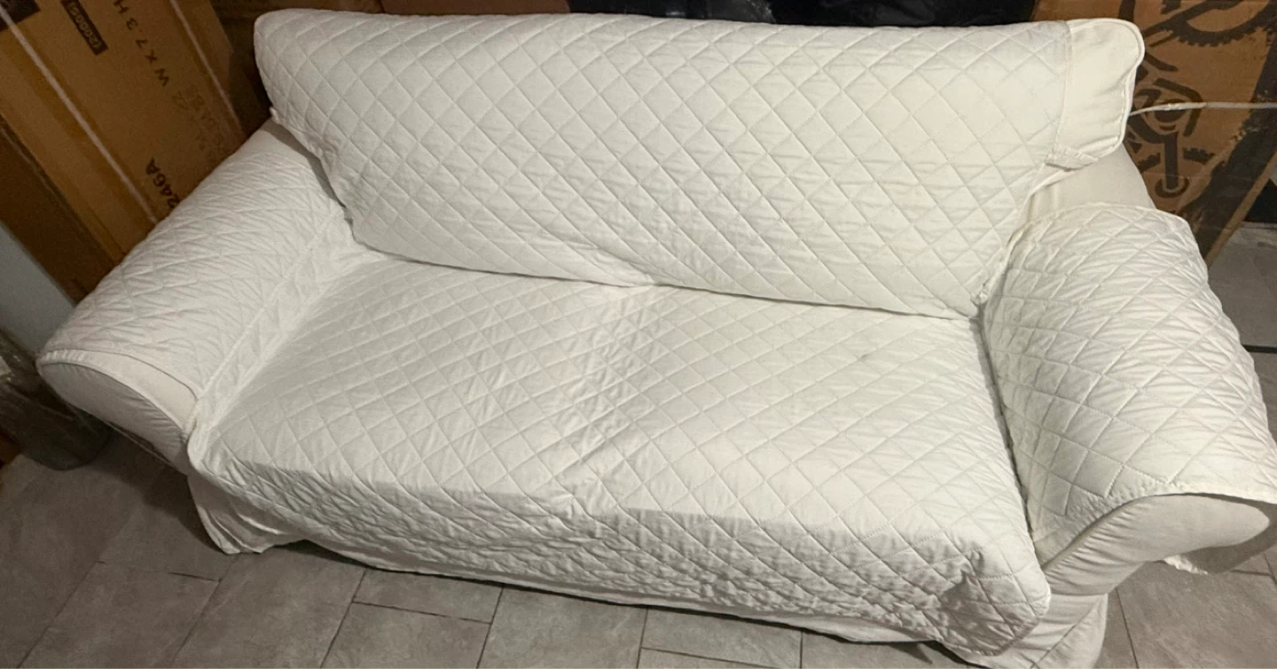 White Loveseat Sofa – Removable Covers – Clean & Comfortable - photo 3